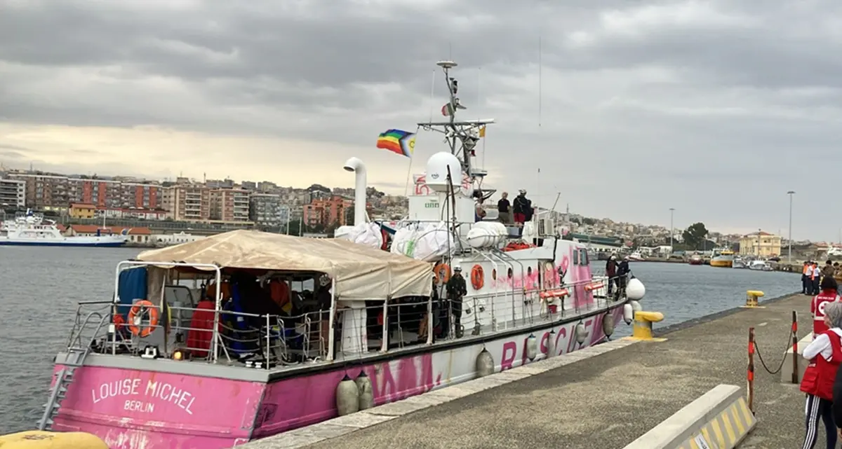 Reggio, 32 migranti accolti al porto: 11 sono minori non accompagnati\n
