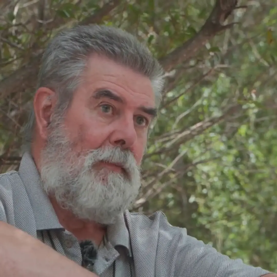 Frédéric, l’eremita francese che da oltre 20 anni vive tra i monti della Calabria: «Mi sono innamorato, qui mi sento a casa»\n