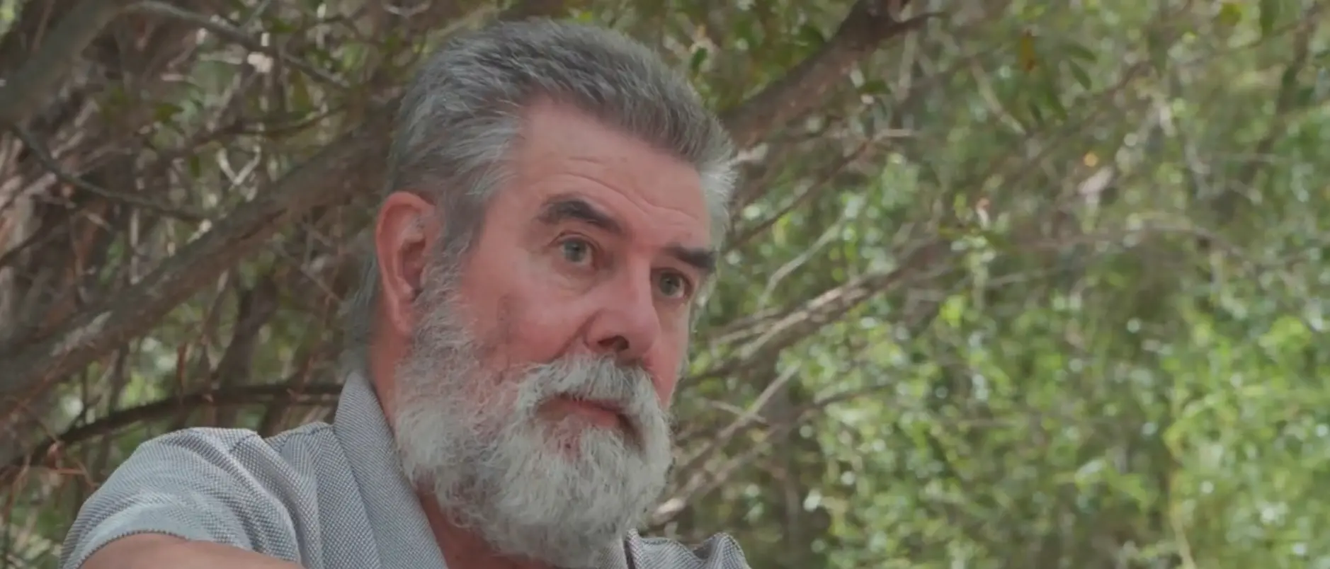 Frédéric, l’eremita francese che da oltre 20 anni vive tra i monti della Calabria: «Mi sono innamorato, qui mi sento a casa»\n