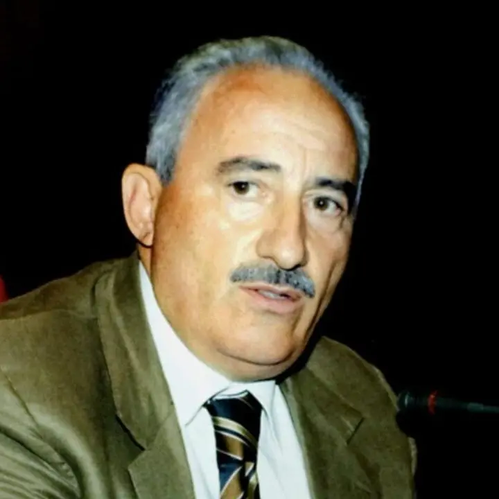 Vent’anni fa l’assassinio\u00A0di Franco Fortugno e la sfida\u00A0del movimento “Ammazzateci tutti” che voleva\u00A0cambiare la politica e la Calabria\n