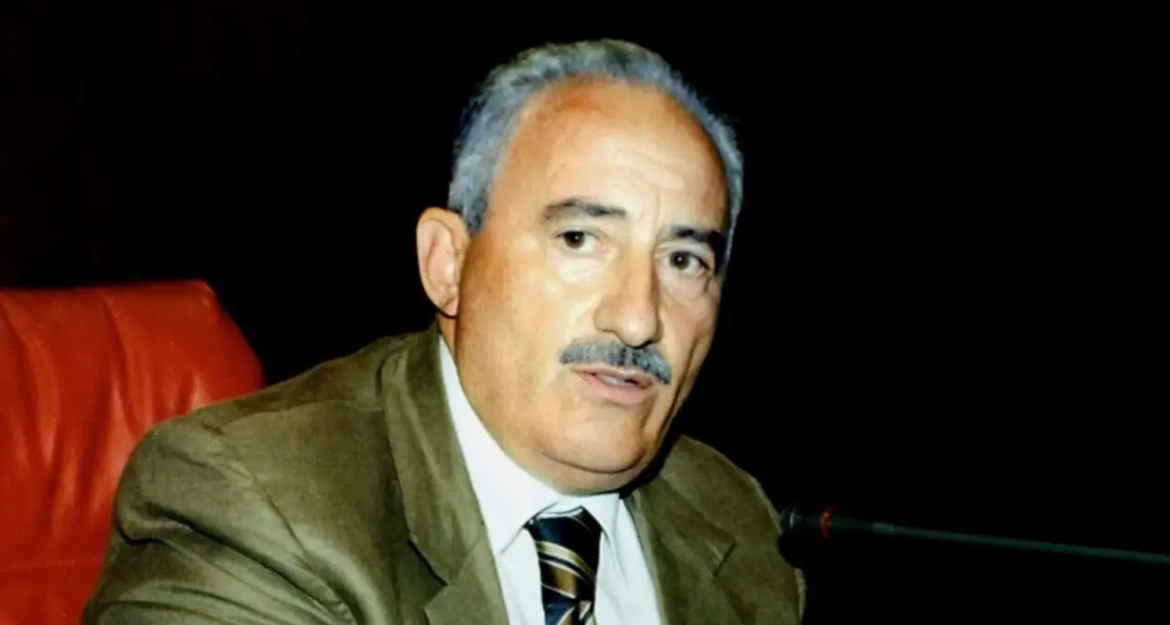 Vent’anni fa l’assassinio\u00A0di Franco Fortugno e la sfida\u00A0del movimento “Ammazzateci tutti” che voleva\u00A0cambiare la politica e la Calabria\n