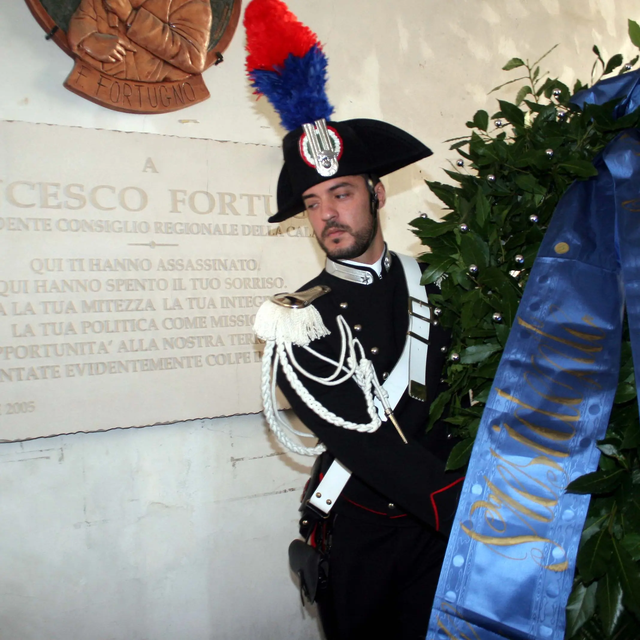L'omicidio Fortugno, attacco al cuore delle istituzioni calabresi: a Locri il ricordo del medico che sfidò la 'ndrangheta