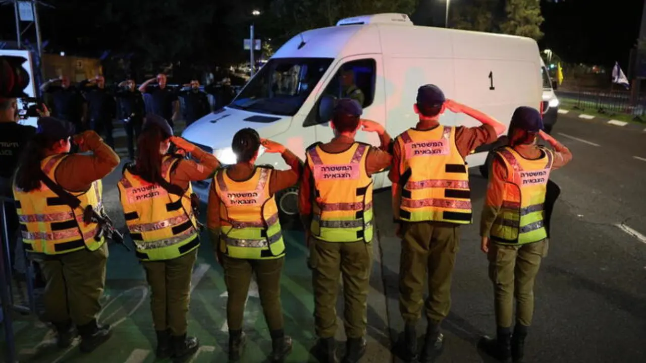 Medio Oriente, Hamas restituisce altri corpi:\u00A0verso la riapertura Rafah\n
