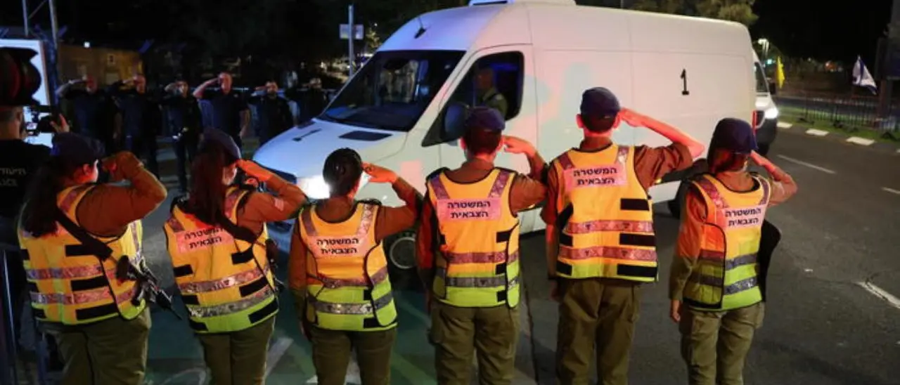 Medio Oriente, Hamas restituisce altri corpi:\u00A0verso la riapertura Rafah\n