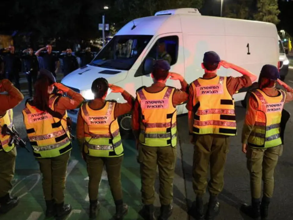 Medio Oriente, Hamas restituisce altri corpi: verso la riapertura Rafah