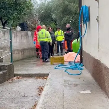 Rossano, tragedia sul lavoro: 56enne muore cadendo da una scala