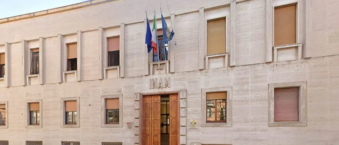 Cartellini truccati all’Asp di Cosenza, la Cassazione corregge la pena all’ex dirigente\n