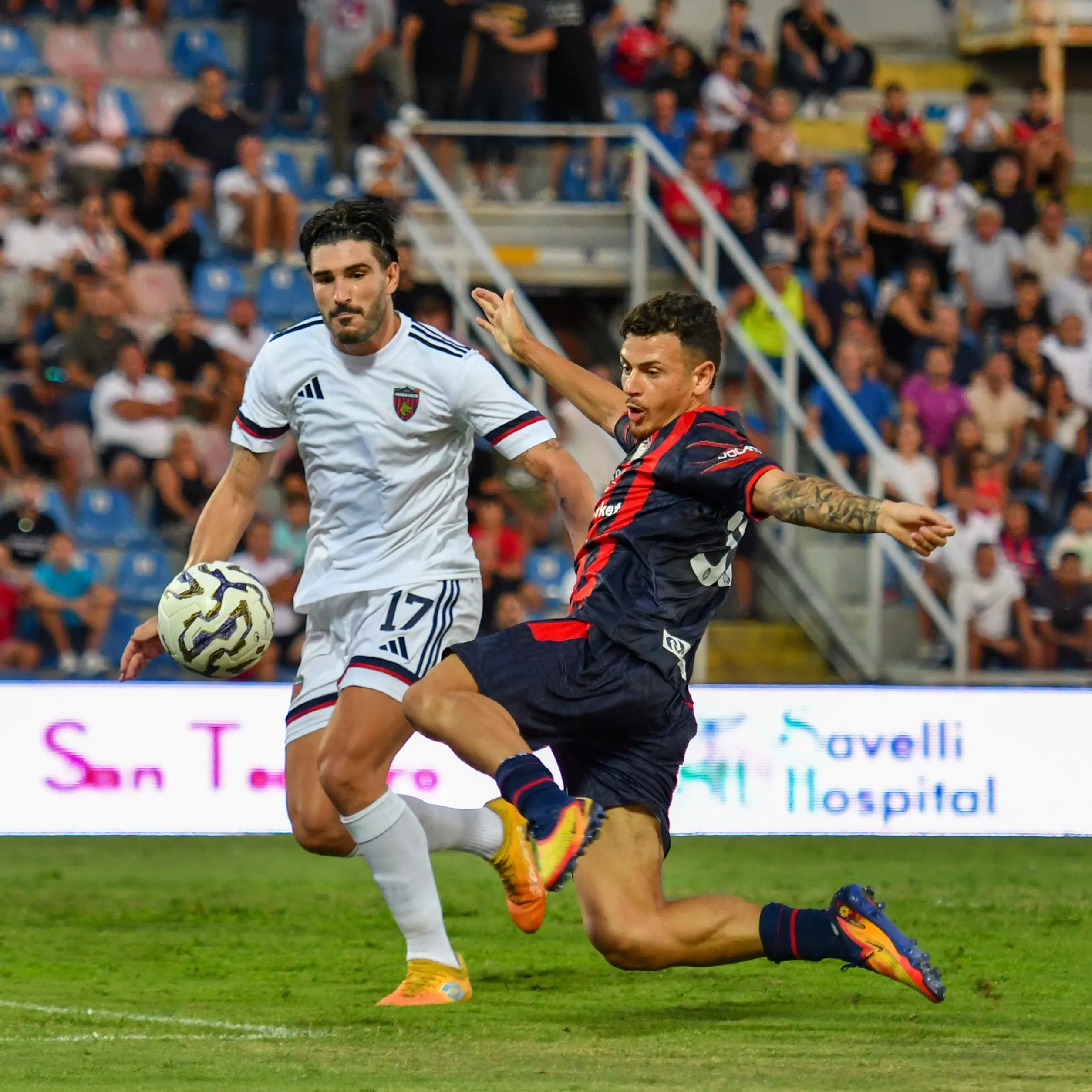 Crotone e Cosenza in campo sabato: per le calabresi due sfide per dare continuità\n
