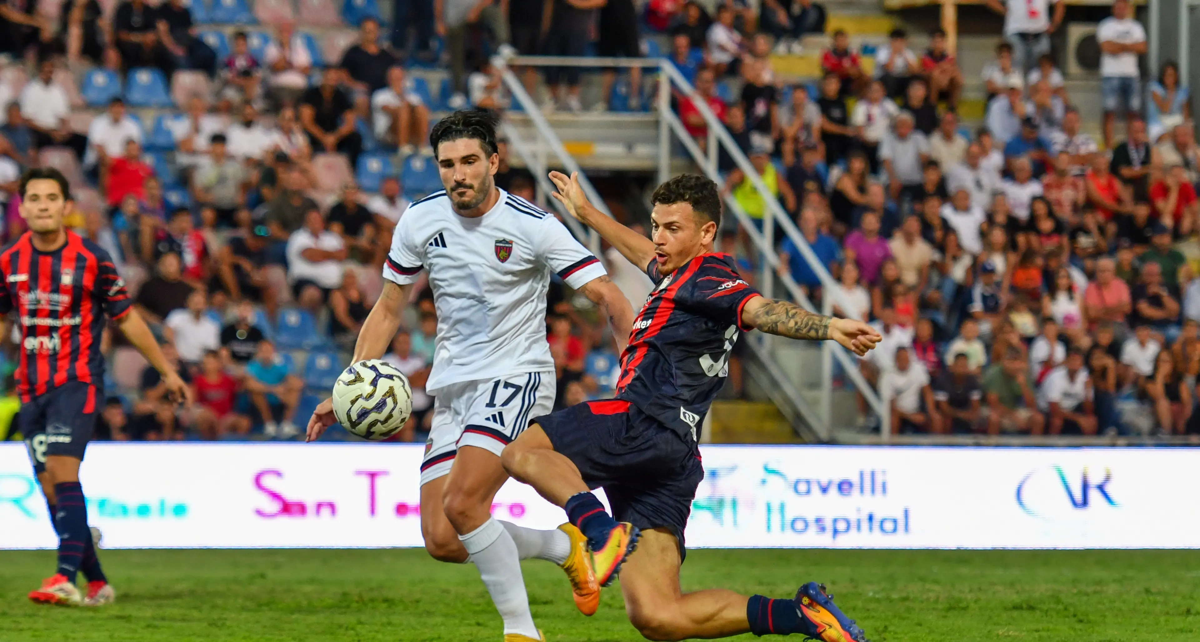 Crotone e Cosenza in campo sabato: per le calabresi due sfide per dare continuità\n