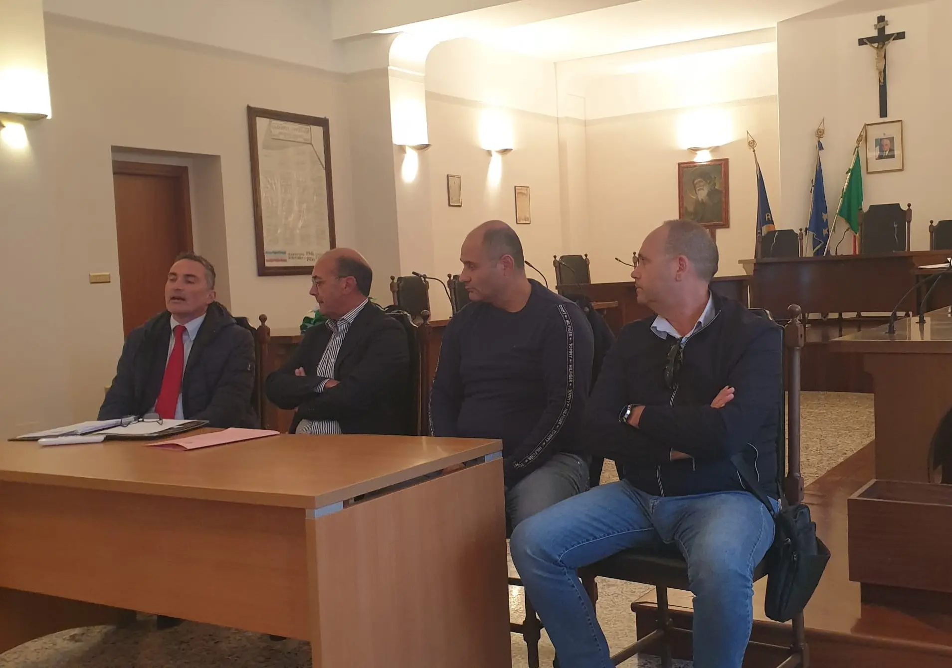 Mileto, in Comune\u00A0l’incontro sul protocollo d’intesa per la sicurezza e la legalità nel settore del commercio\n