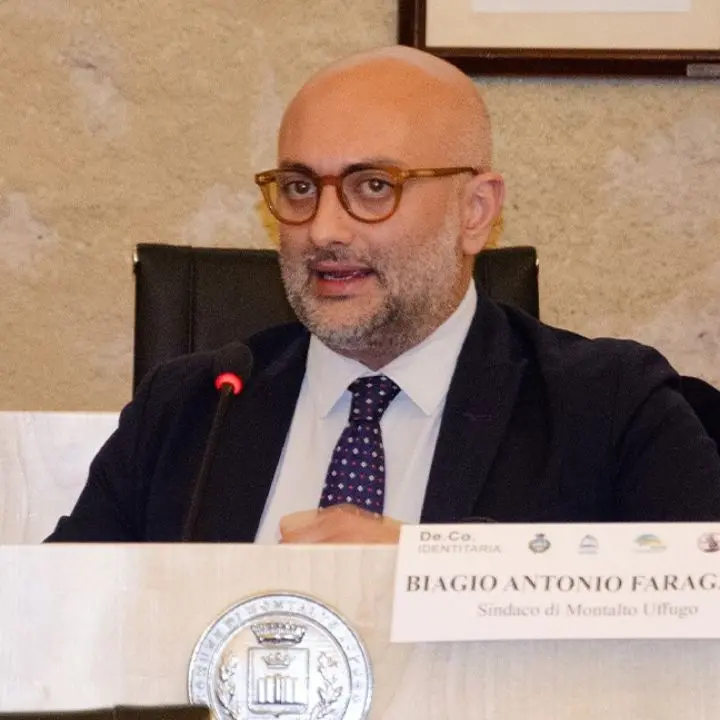 Nuovo ospedale, Montalto e Rende fanno squadra. Faragalli: «Costruiamo un’area europea, oltre ogni campanilismo»\n