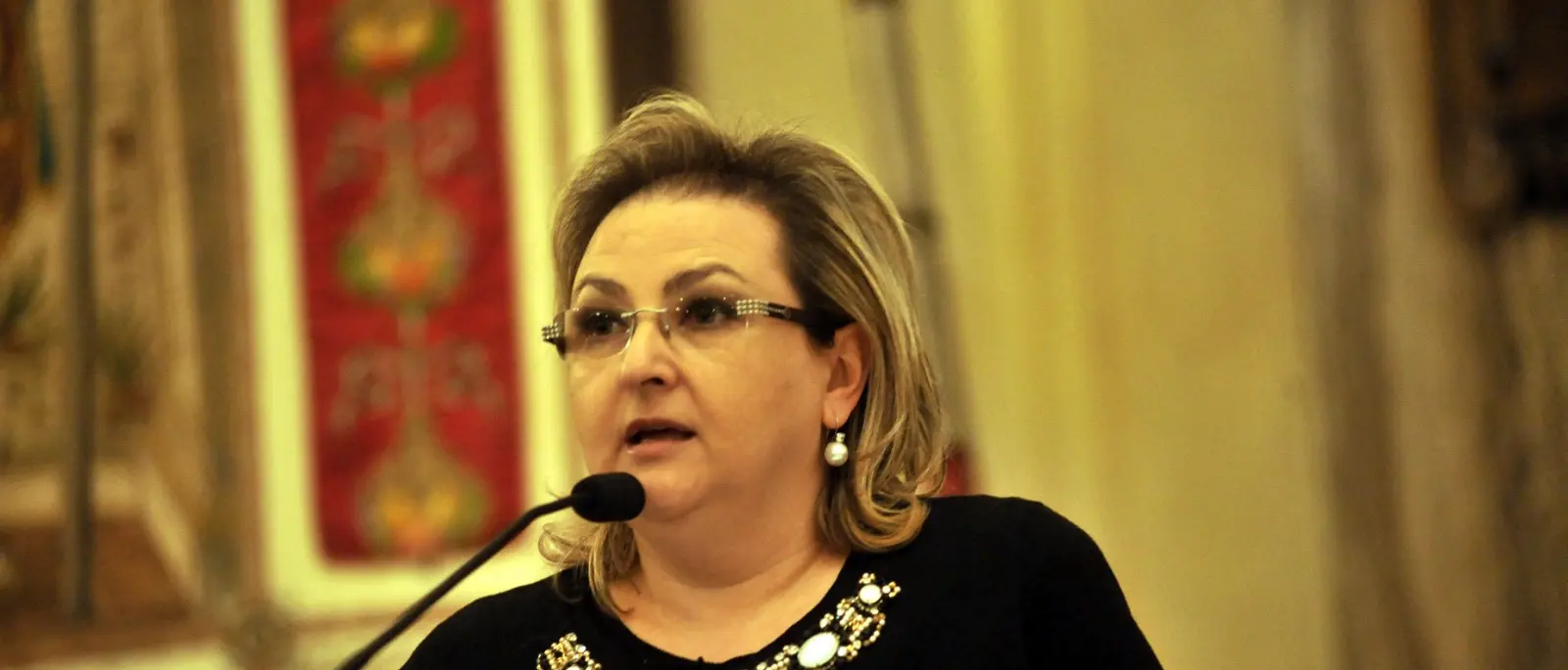 Locri ricorda Fortugno, la moglie: «L’eredità di Franco è nei gesti semplici e nell’amore della sua gente»\n