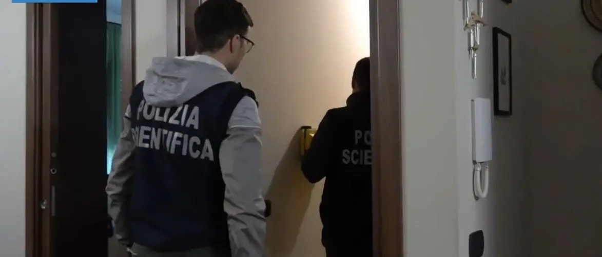 Neonati uccisi a Reggio Calabria, il fidanzato della 25enne arrestata non risponde al pm\n