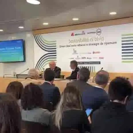 Transizione ecologica tra scetticismo e realismo: imprese e cittadini chiedono sostenibilità concreta e verificabile\n
