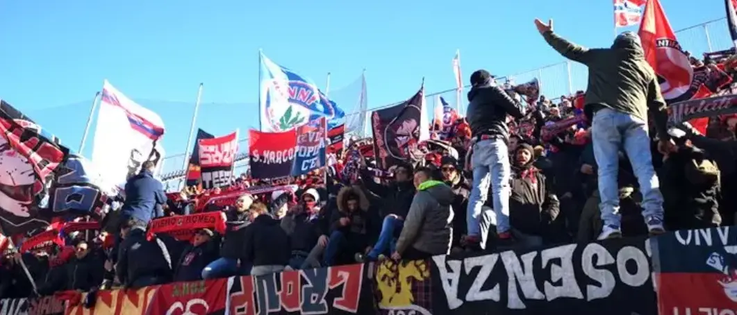 Sorrento-Cosenza, al via oggi la prevendita: 550 i biglietti a disposizione dei lupi\n