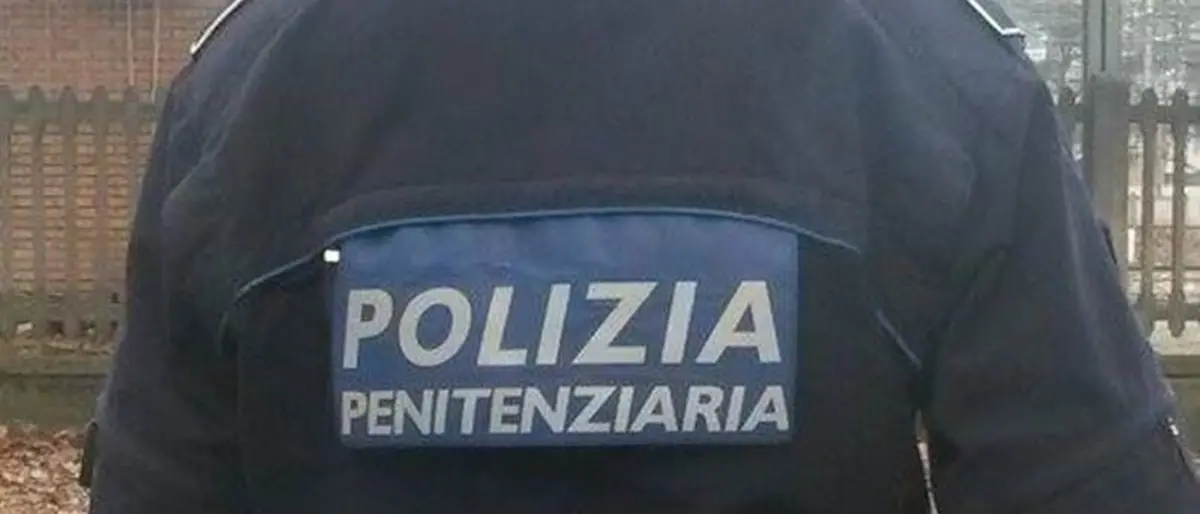 Arghillà, nuovo episodio di violenza contro la Polizia Penitenziaria: un agente ferito dopo l’aggressione di un detenuto con disturbi psichiatrici\n