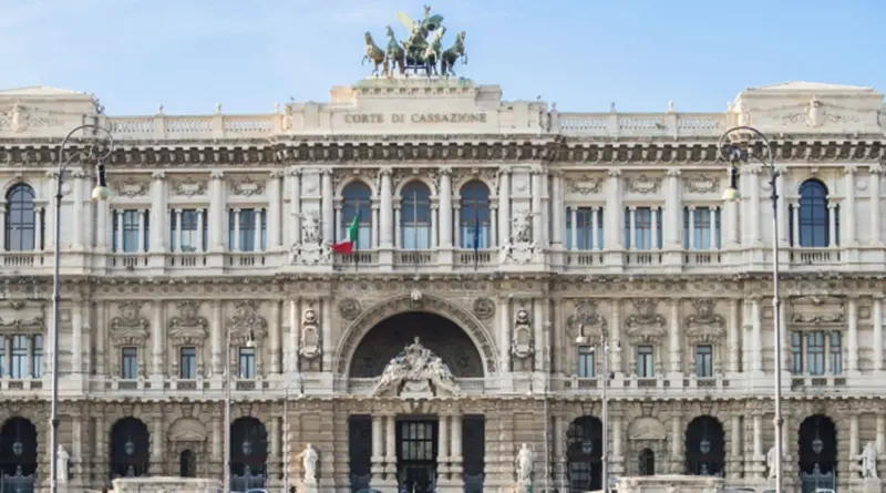 Warhol falsi a Cosenza, la Cassazione conferma il sequestro\n
