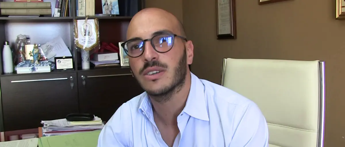 Intimidazione al sindaco di Jonadi, la solidarietà della politica a Signoretta: «Gesto inaccettabile, offende l’intera comunità»