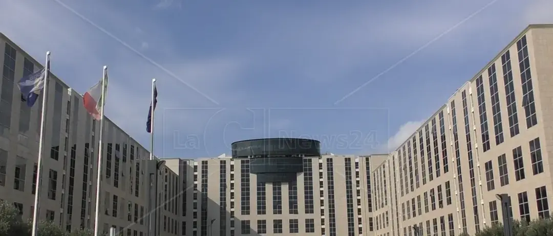 Sanità calabrese verso la fine del commissariamento: resta in sospeso la rivoluzione della burocrazia regionale\n