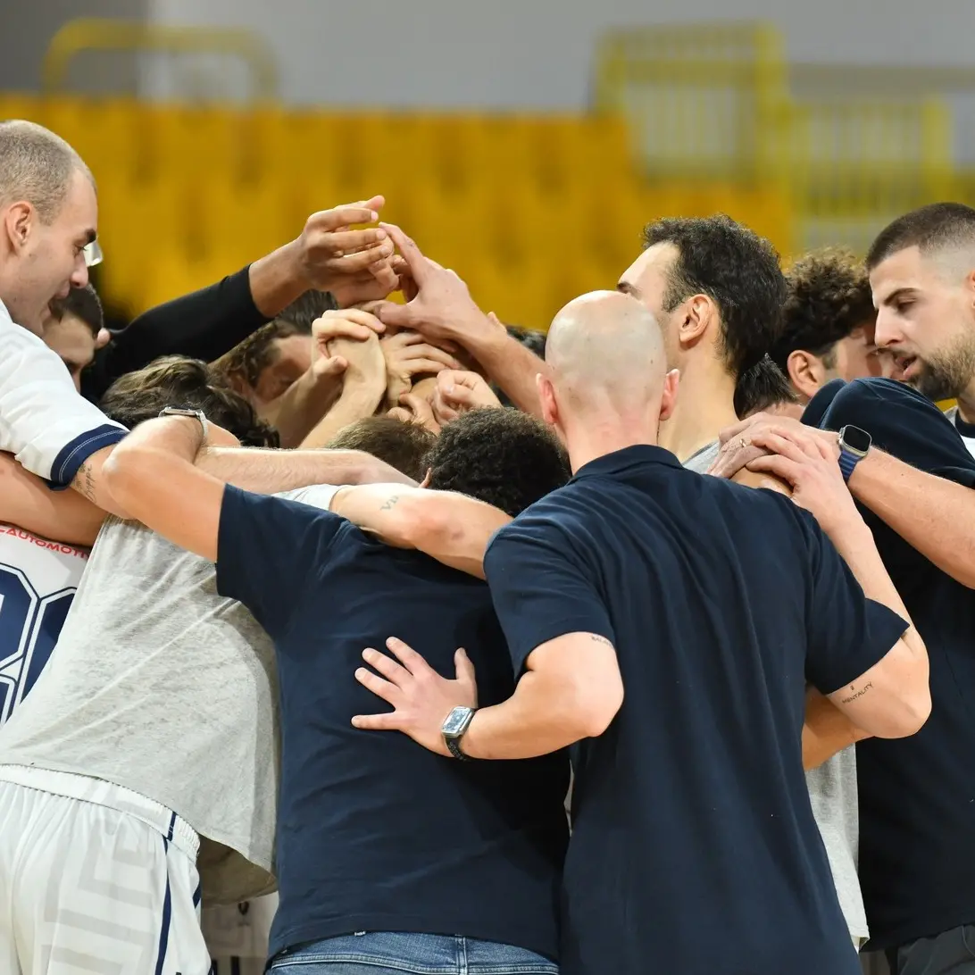 Dierre Basket,\u00A0voglia di poker: sabato al PalaCalafiore arriva la Virtus Trapani\n
