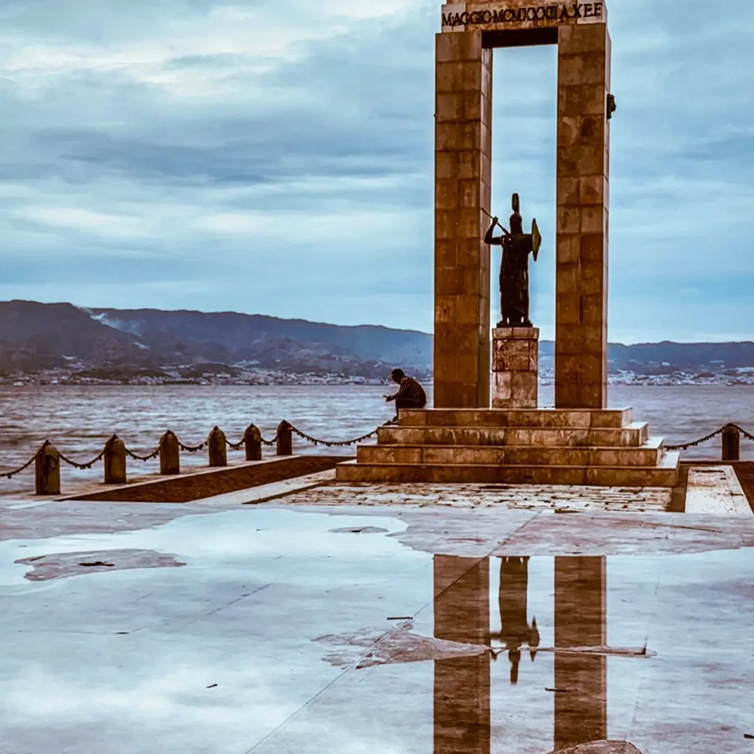 Athena e il tempo del ricordo\n