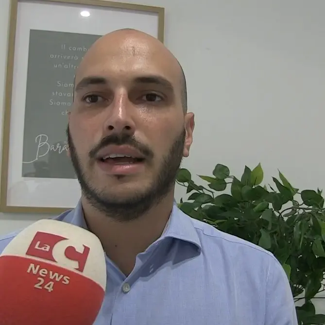 «Grande amarezza ma non mollo»: il sindaco di Jonadi parla dopo l’intimidazione shock in Comune