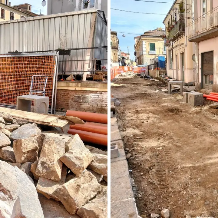 «Basole accatastate alla rifusa, così si distrugge la storia di Vibo»: Italia Nostra torna sui lavori in via Luigi Razza\n