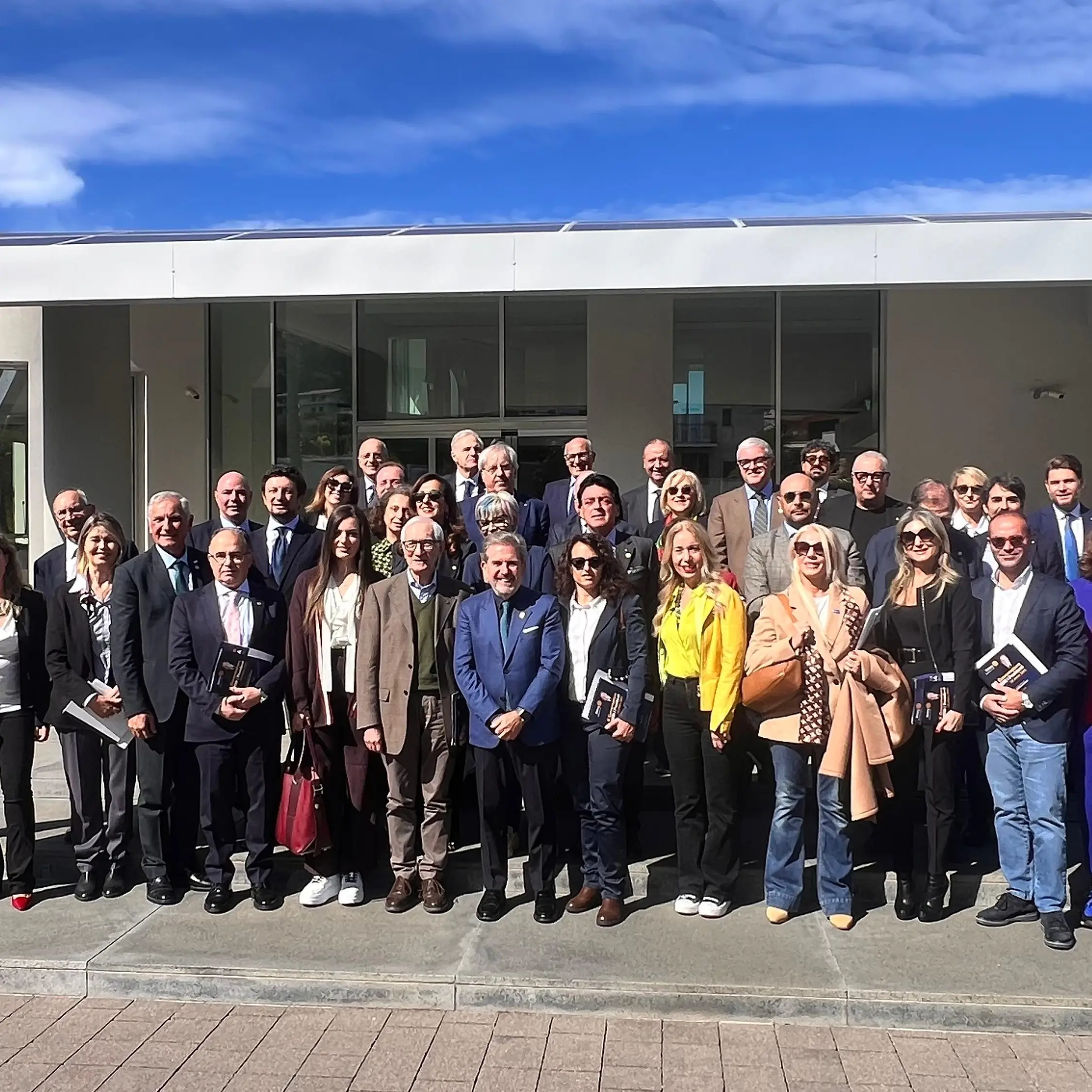 Rotary, Saccomanno lancia il “Piano Strategico per la Calabria”: unire i Club per costruire il futuro\n
