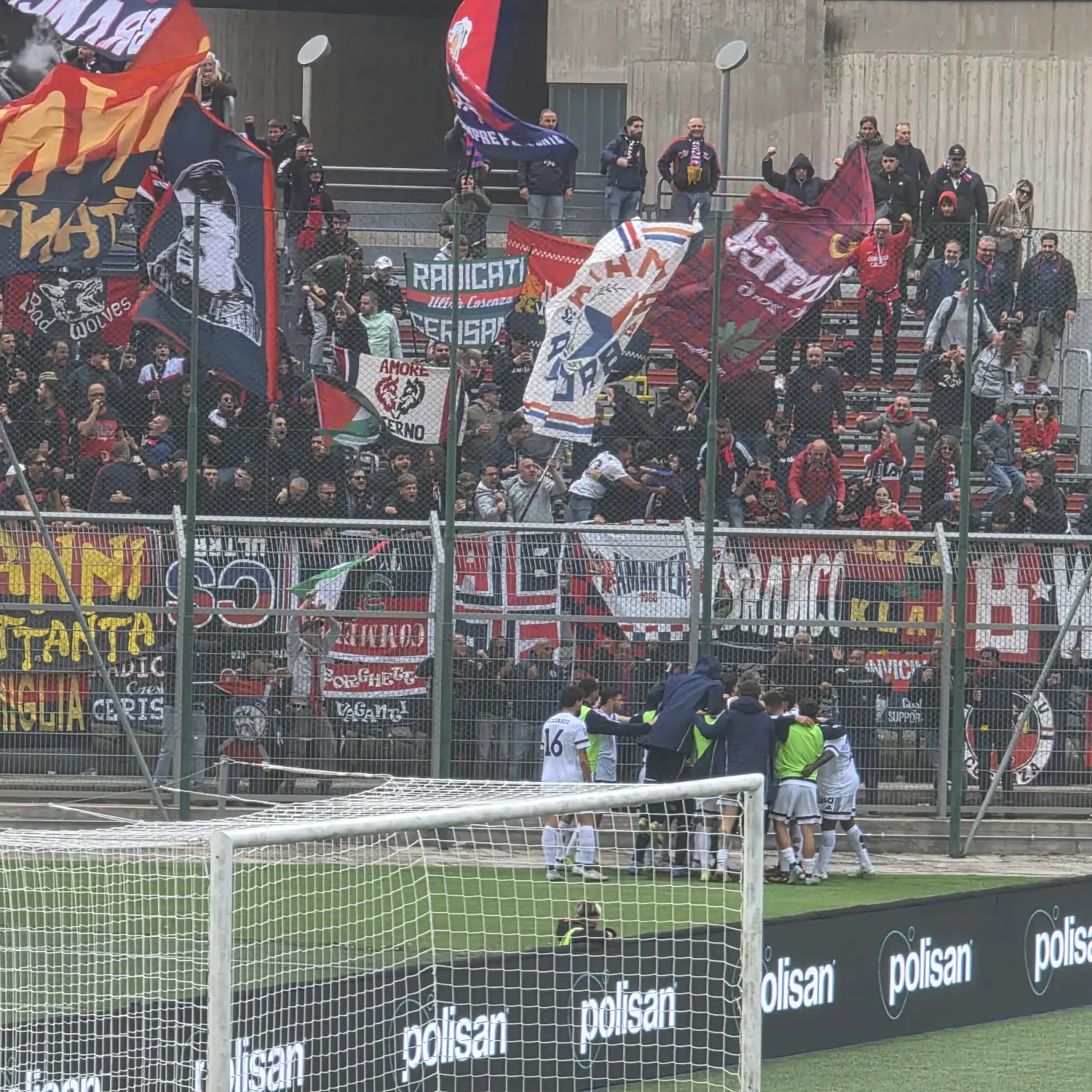 Cosenza, che spreco: col Sorrento rossoblù recuperati due volte