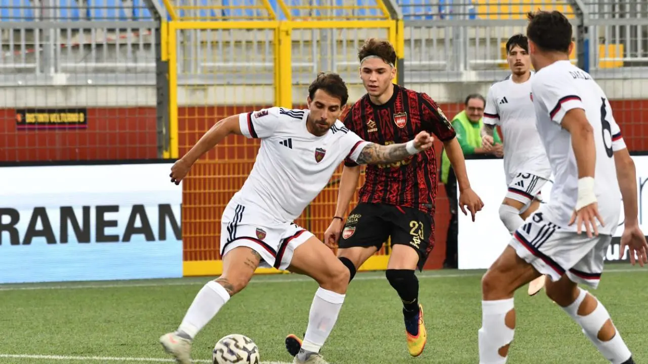 Serie C, Cosenza rimontato due volte: col Sorrento (a Potenza) finisce 2-2