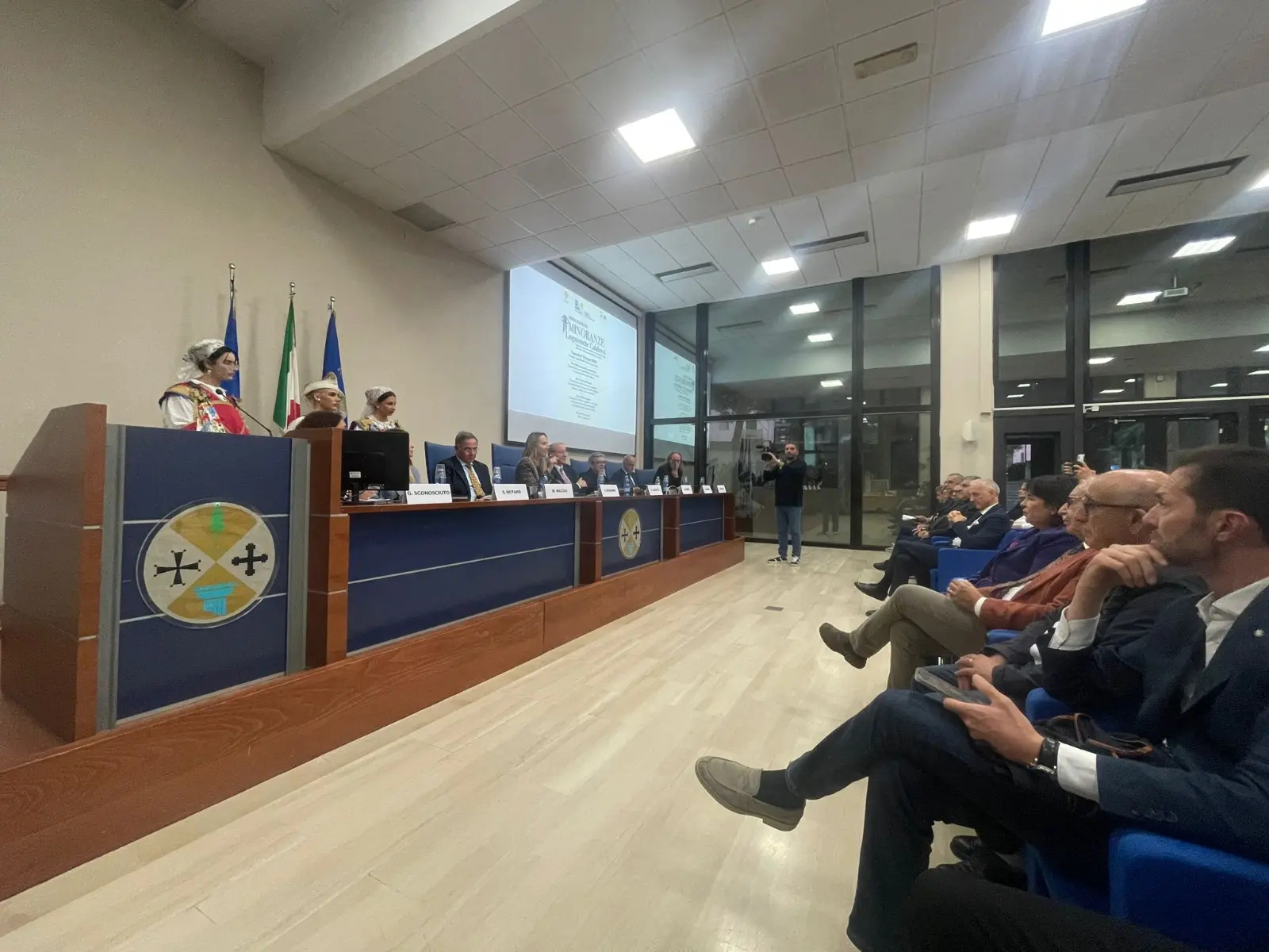 “Minoranze Linguistiche Calabresi”, le comunità\u00A0arbëreshë, grecaniche e occitane\u00A0tornano a essere voce viva della regione\u00A0\n