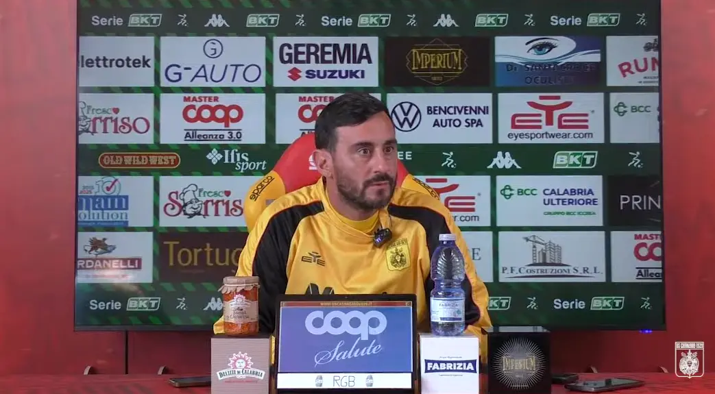 Catanzaro-Padova, Aquilani: «Serve percepire il pericolo e mettere cattiveria. Dobbiamo trasformare la crescita in risultati»\n