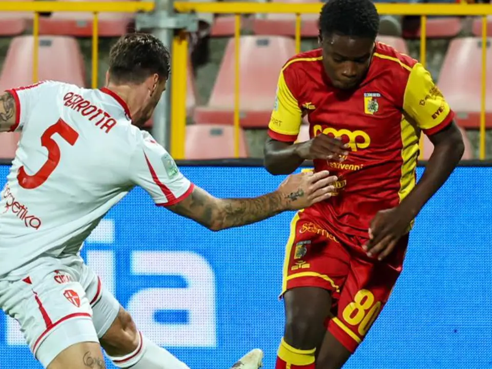 Catanzaro-Padova, gli ospiti passano al Ceravolo grazie a Perrotta: finale 0-1. Fischi a fine partita per le Aquile
