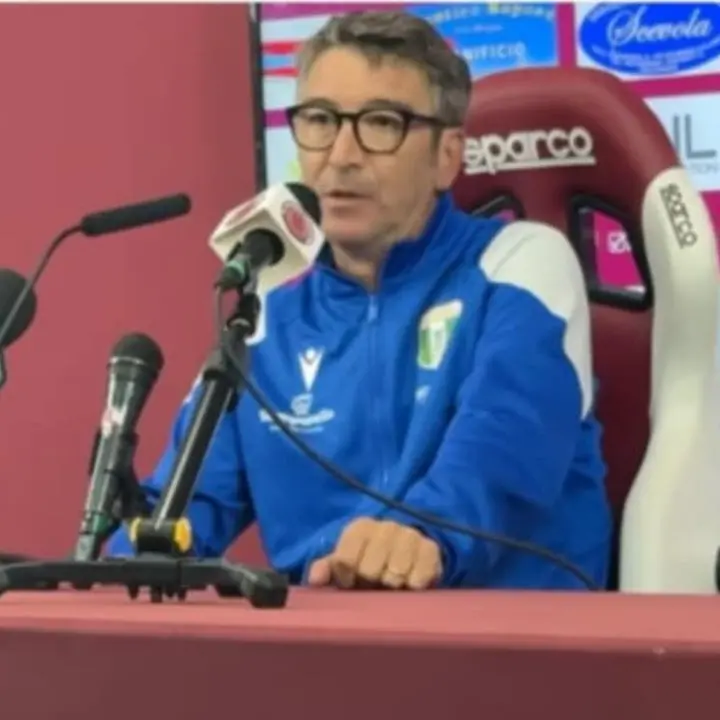 Serie D, la Vigor Lamezia manda nell'oblio la Reggina. Mancini: «Il mio esordio? In quattro gironi non ho la bacchetta magica»\n