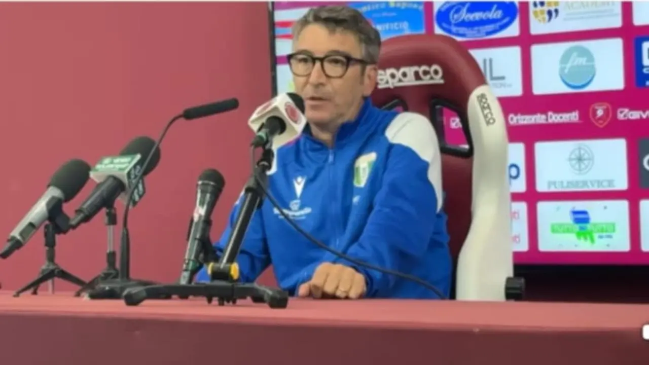 Serie D, la Vigor Lamezia manda nell'oblio la Reggina. Mancini: «Il mio esordio? In quattro gironi non ho la bacchetta magica»\n