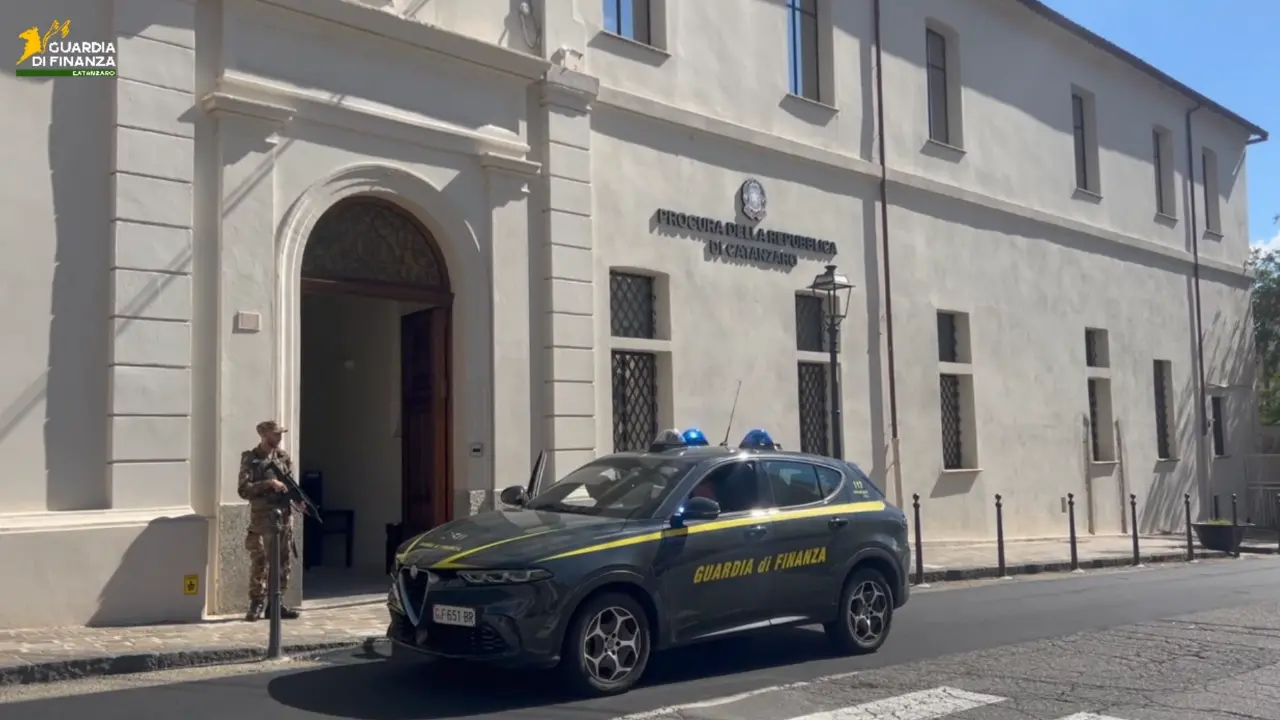 Briatico, colpo alla cosca Accorinti: confisca nell’ambito dell’inchiesta Costa Pulita sulle mini-crociere\n