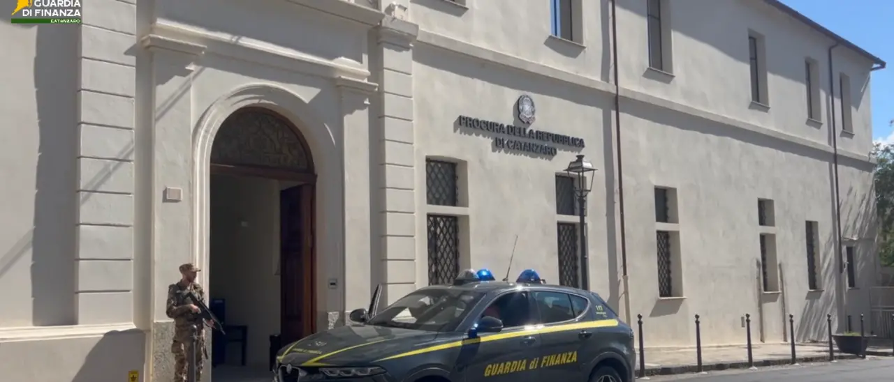 Briatico, colpo alla cosca Accorinti: confisca nell’ambito dell’inchiesta Costa Pulita sulle mini-crociere\n