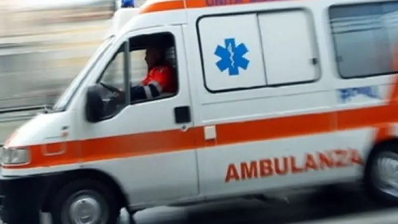 Fratellini travolti da un muro, la comunità di Gioia Tauro si stringe alla famiglia: «Uniti per offrire tutto il nostro supporto»\n