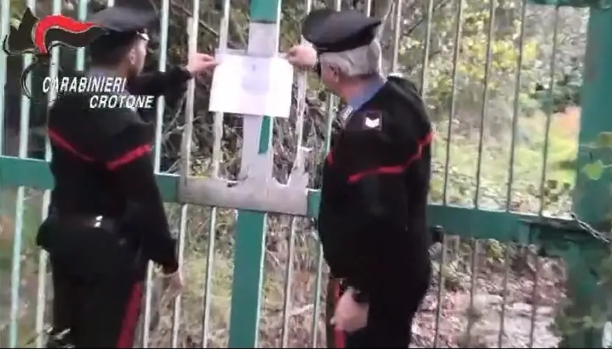 Belvedere Spinello, i carabinieri sequestrano gli impianti di depurazione comunali\n