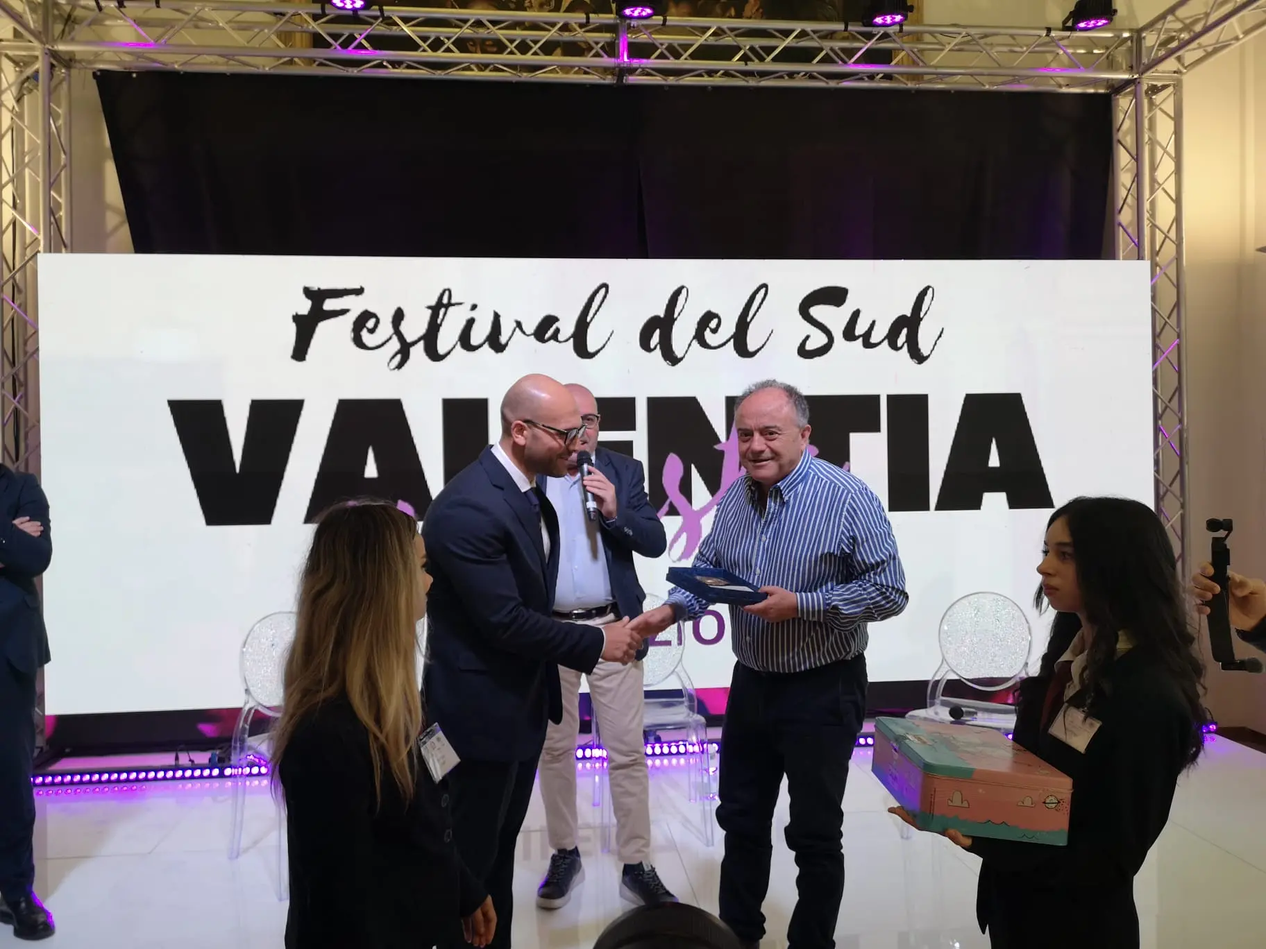 Gratteri agli studenti di Vibo: «Non lasciate la gestione della Calabria nelle mani degli ‘ndranghetisti»