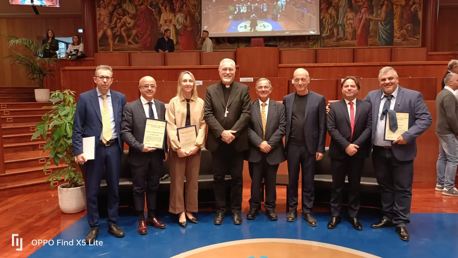 Il Vescovo Attilio Nostro nominato Presidente Onorario dell’Osservatorio “Media e Minori” dal Corecom Calabria\n