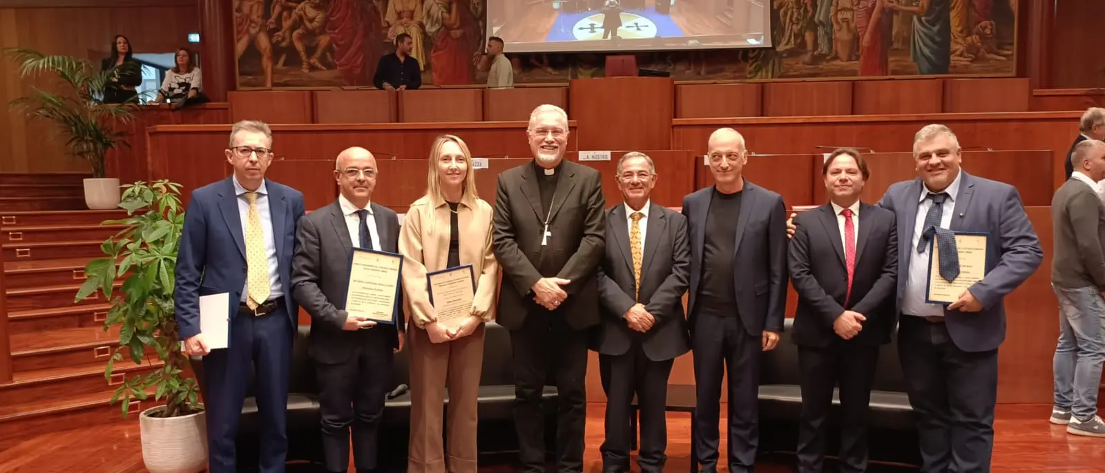 Corecom Calabria, monsignor Nostro presidente onorario dell’Osservatorio “Media e minori”: «Sono stato un bullo»\n