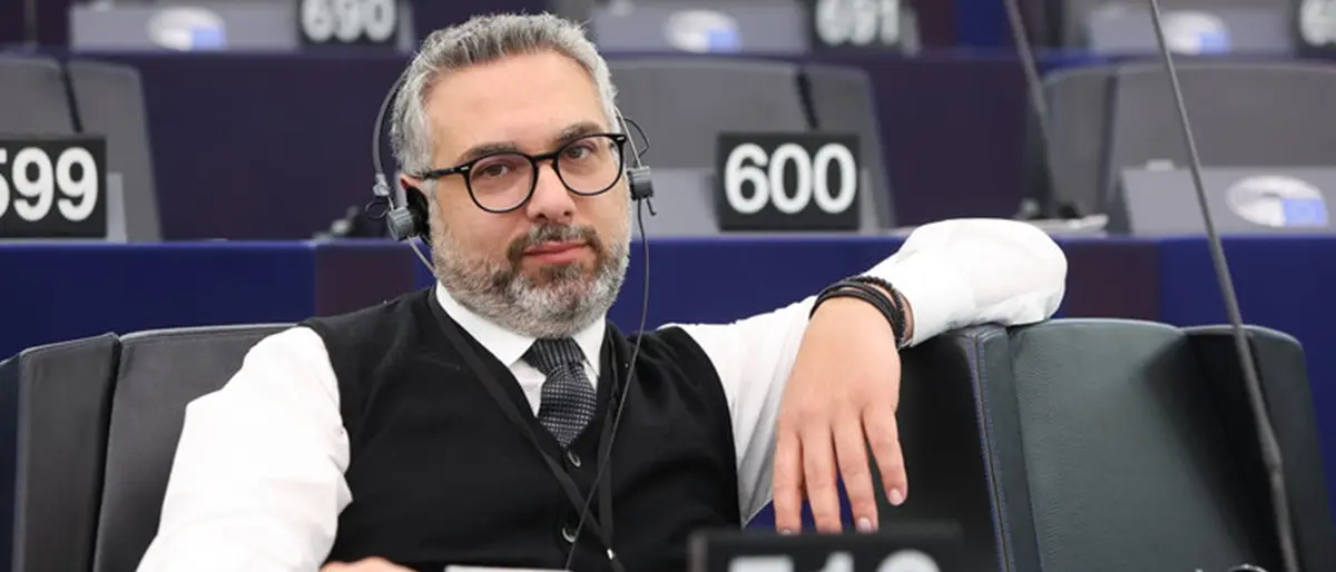 Nesci (FdI/ECR): «Grazie al ministro Lollobrigida, al commissario Filippini e al sottosegretario La Pietra: la Calabria può ripartire, una vittoria per i nostri allevatori»\n