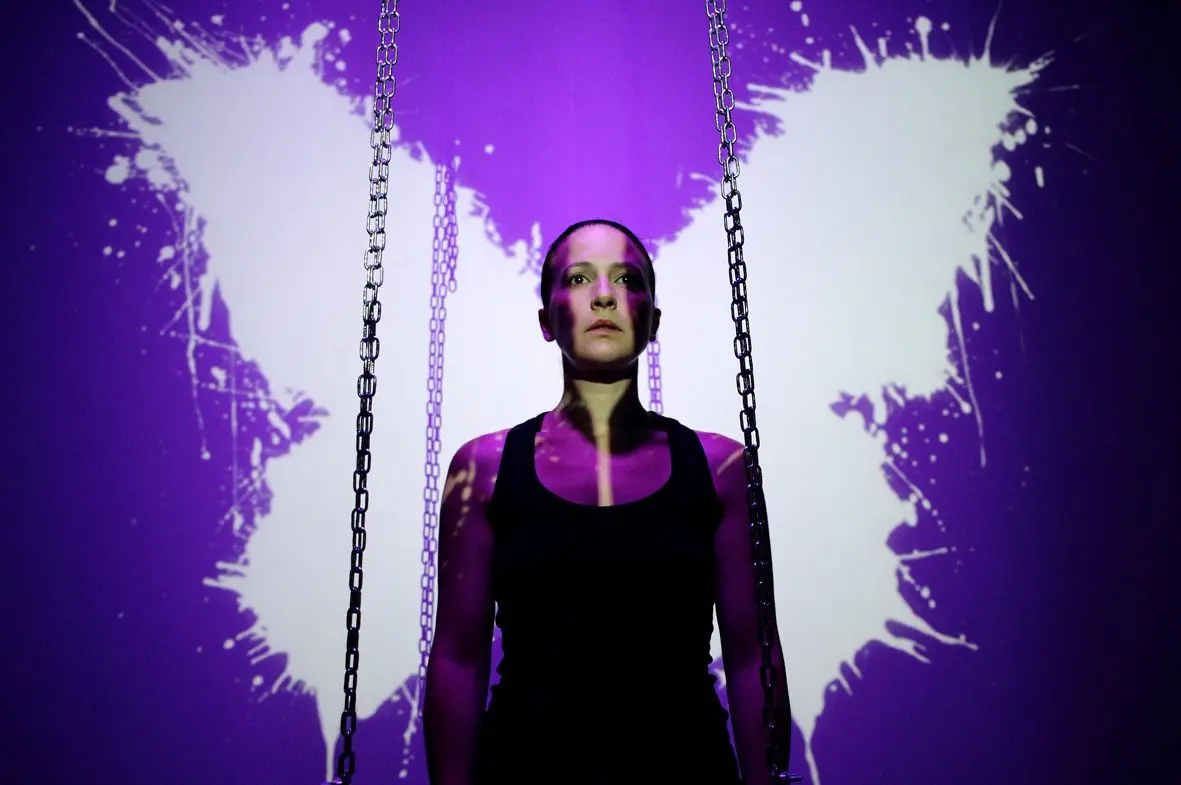 Villa,\u00A0“Dora in avanti” inaugura la 12ª stagione di drammaturgia contemporanea del Teatro Primo\n