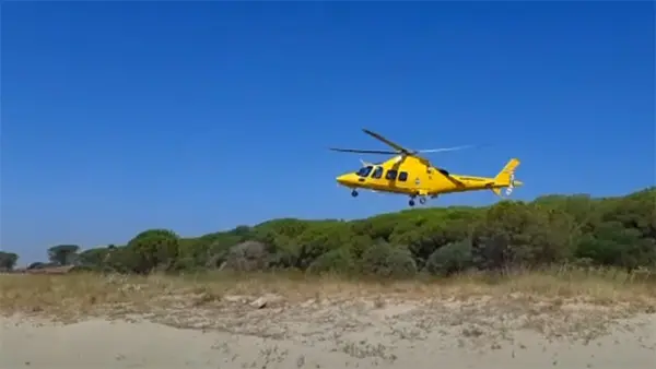 Schiacciato da trattore, agricoltore grave in ospedale