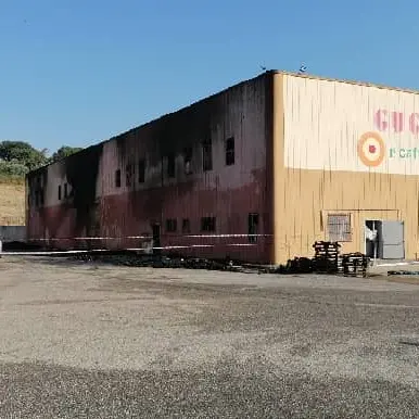 Incendio alla torrefazione Guglielmo, danni esterni