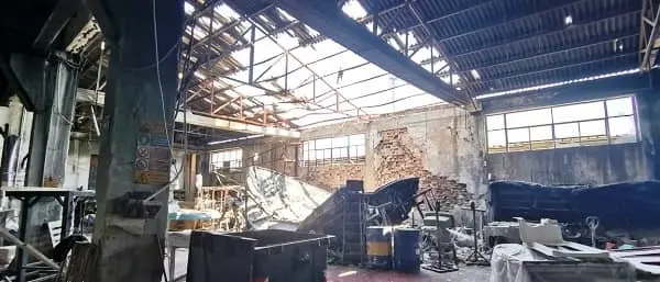 Sequestrato cantiere nautico con rifiuti speciali abbandonati