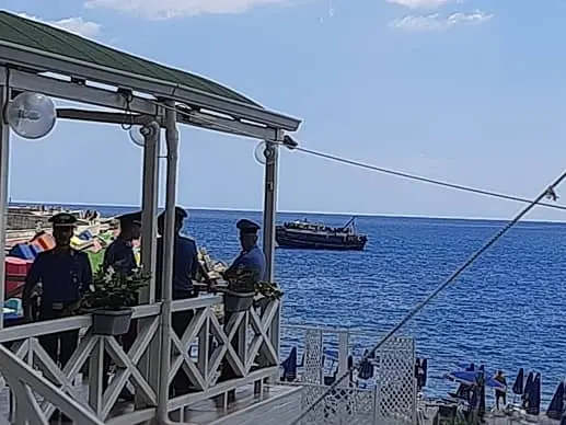 Sbarco di profughi: l'umanità di Catanzaro, città della pace