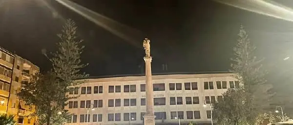 Regione in ferie: tirocinanti saltano la paga (bimestrale)