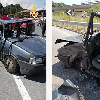 Scontro fra utilitarie Fiat-Hyundai: due donne ferite